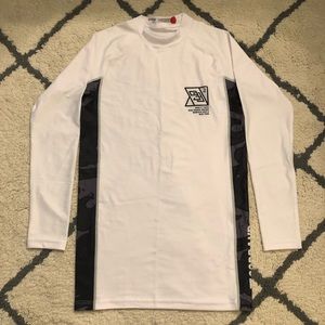 93 Brand Rashguard